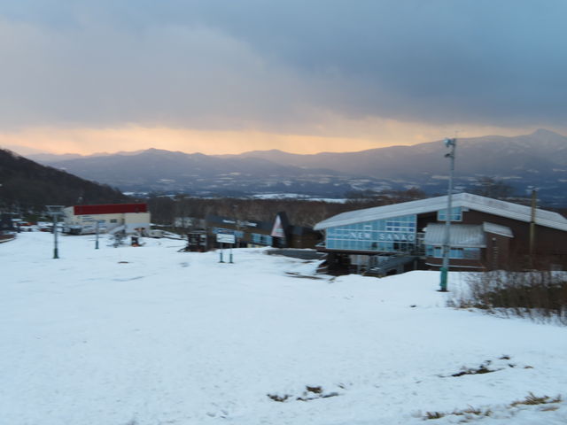 ꃊtg߂̊ɎΖ_jZRAkvۃXL[