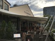 Ձ[񂳂TDYDHARBOR@BREWERY̓eʐ^1