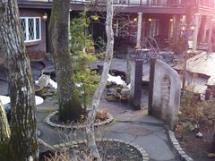 򒹂̃x[J[JtFEyj[Cւ̓eʐ^1