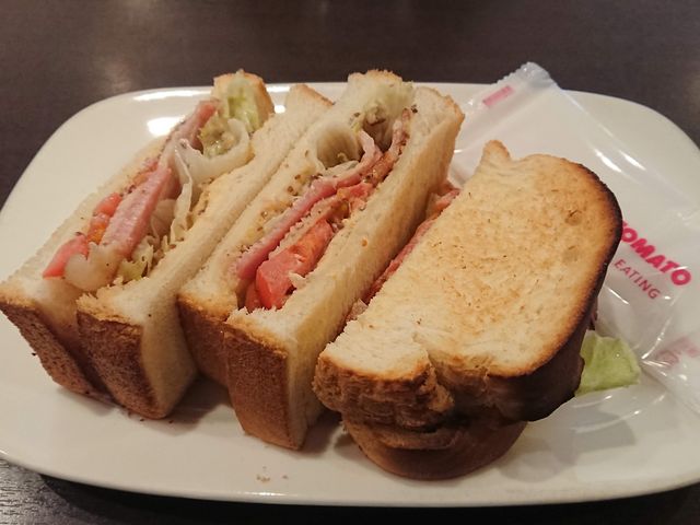 Tom̃C^AEg}gJtFWjAVwX̓eʐ^1