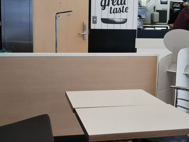 ñ}NhihԐrbOnEXX̓eʐ^1