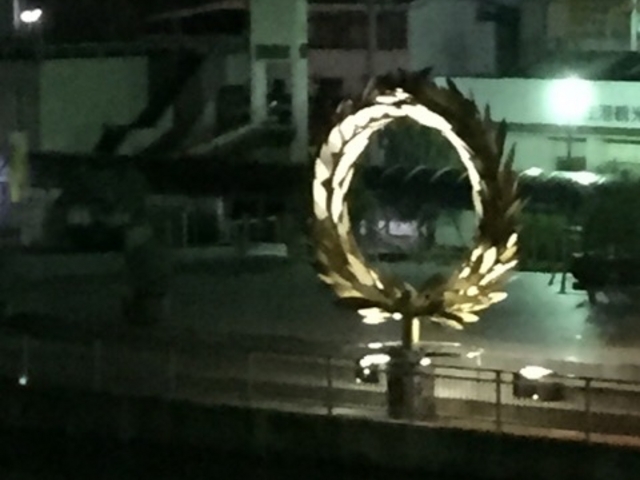 �`�̃I�u�W�F�ł��B_�T���|�[�g����