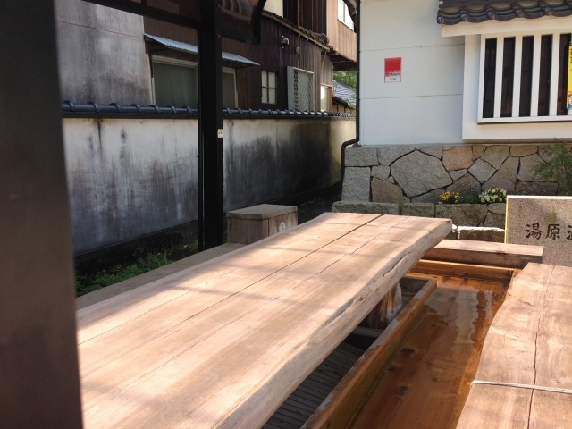 �{�݂̑���_��������~���[�W�A��