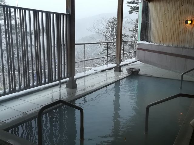 �ጩ�̘I�V���C_�Ԍ��n�C�����h�z�e��