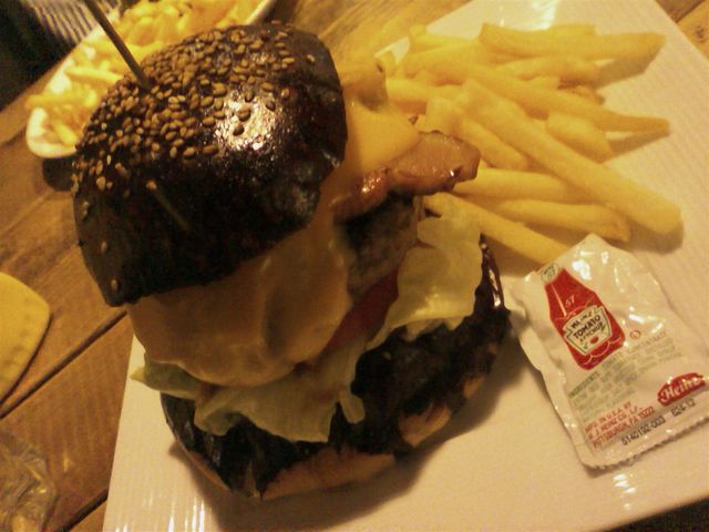 `[Yo[K[_Hungry Heaven ڍX