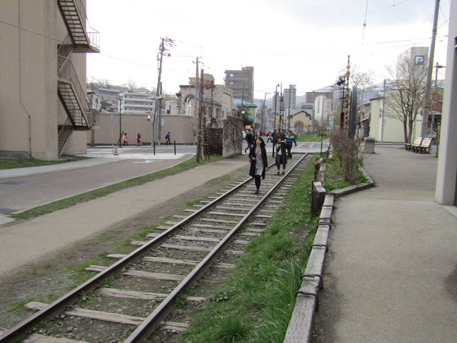 ���H��_����{��