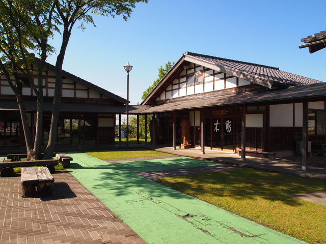 ���H�[�@�؂̍��肪���܂�_���Ȃݖؒ���̗��n�V��