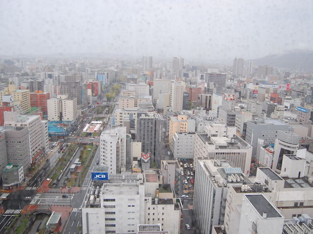 ���]_�����ۂ�e���r��