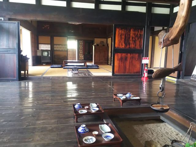 �ٓ��͍L���A�͘F��������܂�_�߂̗��ӂ邳�Ɗ�