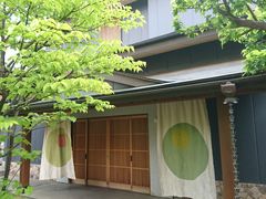 �I�M�[����̐��E�ېV�ւ̓��e�ʐ^1