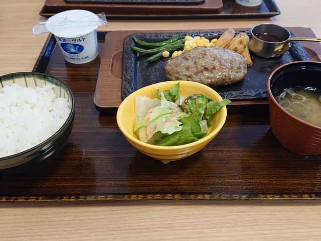 ���̉w ���킢����