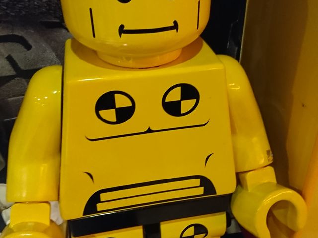 ����t�B�O_���S�����h�E�f�B�X�J�o���[�E�Z���^�[����