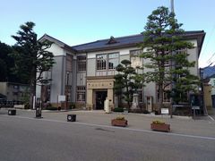 jC`̌S㔪ɋLOقւ̓eʐ^1