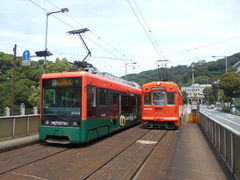 gV[̏R̘HʓdԂւ̓eʐ^1