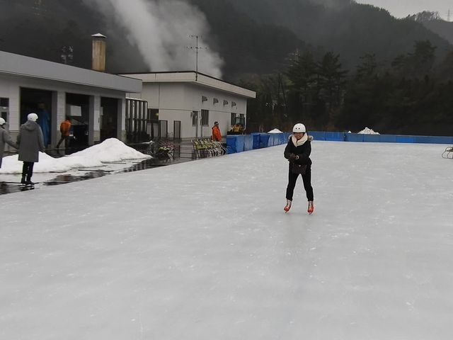 �L�������N�Ŋy���߂܂�_�֒�M�C�X�|�[�c�p�[�N�S�R�X�P�[�g��