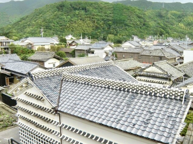 �g�ǐ쒬
�������̖ڎ��򂪍����B
�́A�ы�(�y�������Y�̏W�ϒn)�Ŕɉh�������������ł��B_�g�ǐ�̒�����