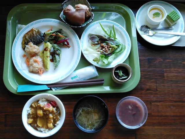 abcHerbCafeUKONSALON̓eʐ^2