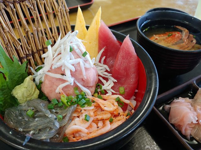 lCNo.1j[ĒÕxmR_ĒÂȃZ^[