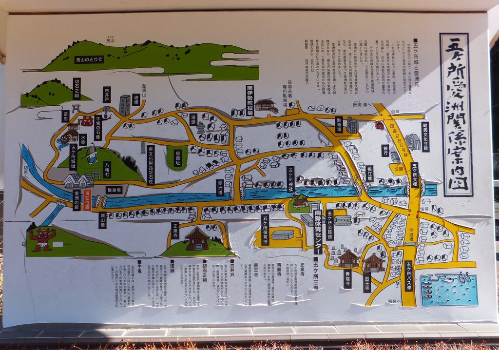 ミキモト の置き時計です。モダンで、美しい佇まいだと思います。 志摩