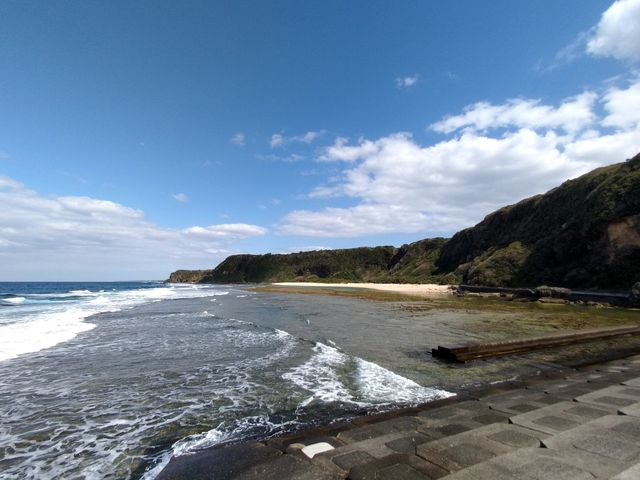 ���`�ƊC�݂̋��ɂ���z�炩��̌��i_�����C�l����