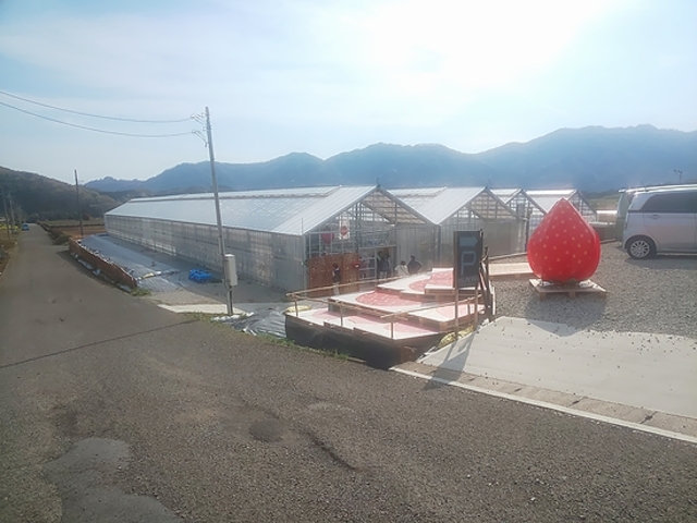 ���ۂ͂���Ȋ����ŁA�����炵�̂�����D�n�Ƀn�E�X������܂��B_�z���܂�_��