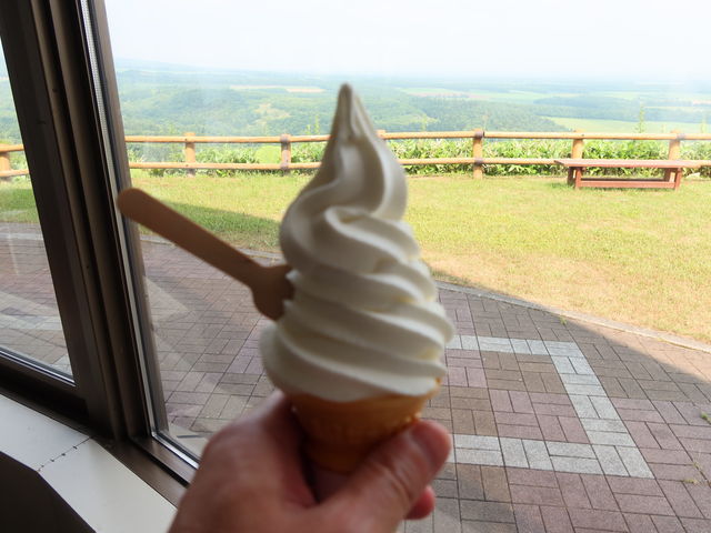 yosshỹJtFJz̓eʐ^4