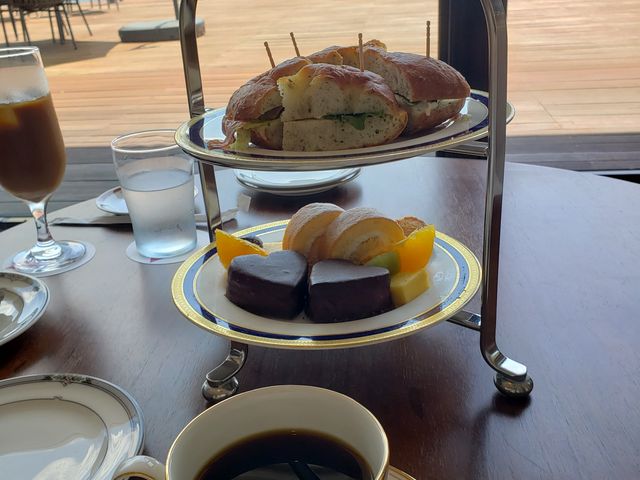 �T���h�C�b�`�A�P�[�L�A�t���[�c�̐��荇�킹�A�ǂ���������������ł�_���|�O�����h�z�e��