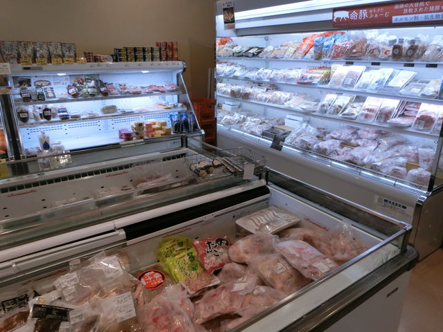 �����̔̔��R�[�i�[_���̉w ��������