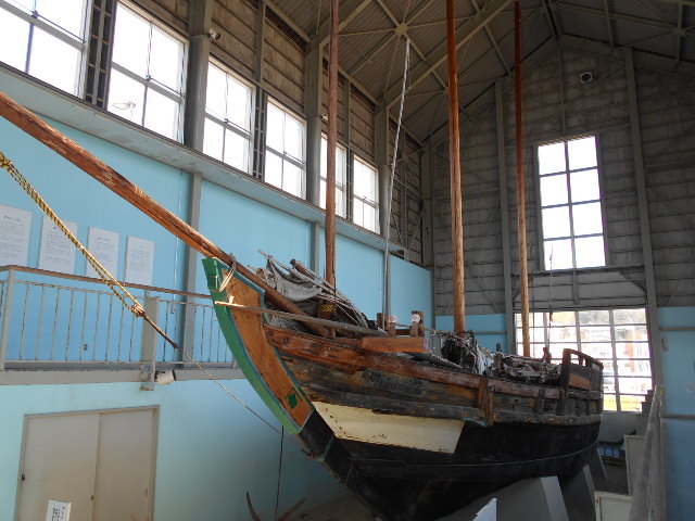 gV[̊C^ KۓW nlÎق̓eʐ^1