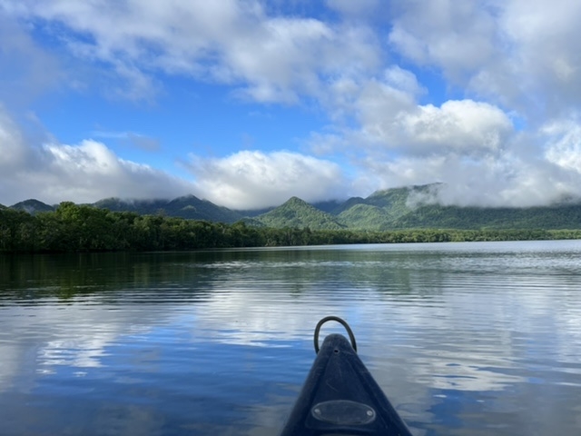 �����̋��ΘH�΂͌��z�I�ł��I_���o�[���t�B�[���h