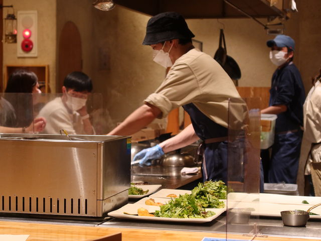 VFt肳΂ŏĂĂ܂_m[XR`lg܂̂ȂX