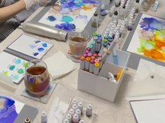 ȂȂRainbow Art Salon Tokyoւ̓eʐ^1