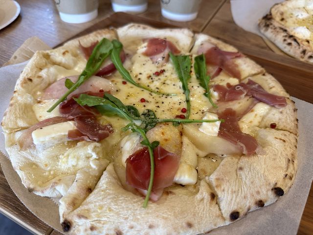 ���Ɛ��n���̃s�U�A�Â��Ƃ�����ς��̑g�ݍ��킹������_�x�m��΃n�i�e���X