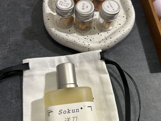 出来上がった香水_Sokun