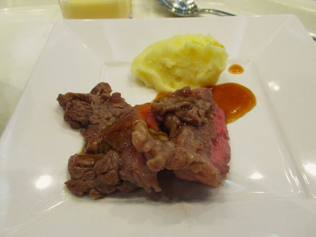 �[�H�r���b�t�F�̃X�e�[�L_�����L���[�����s�{�Ã��]�[�g���X�p