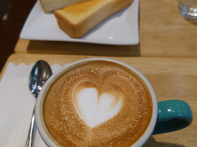 ṼJtF{^C ÃZ^[X̓eʐ^1