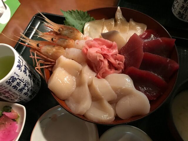 �z�b�L�L�E�{�}�O���E�z�^�e�E�ÃG�r�̊C�N��_�C�̉w�@�Ղ���Ƃ݂ȂƎs��