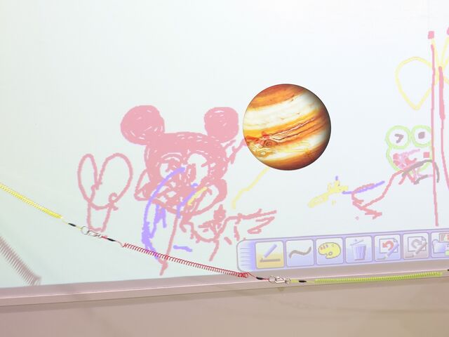 �ǂɂ���傫�ȉ�ʂɂ��G�`���o���܂�_�n�s�s�����h ���O�[�i���S�X