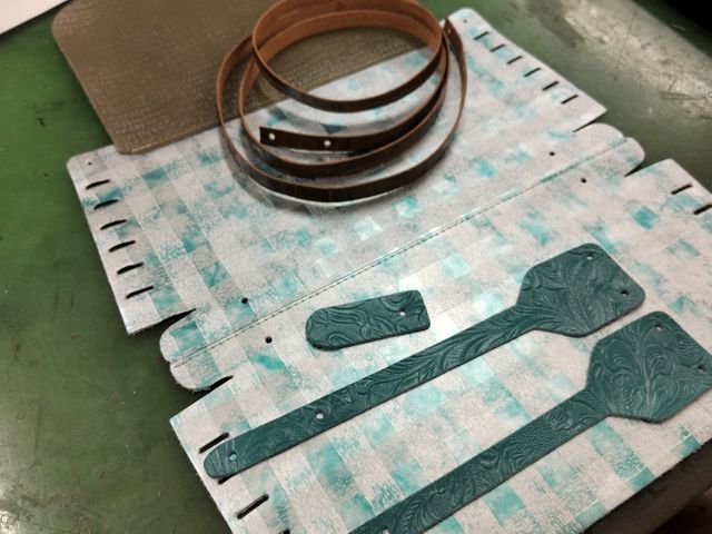 �I�񂾊v�p�[�c�͂�����_��֊��H�[