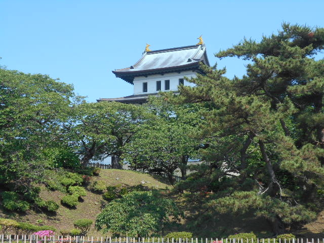 ���O����