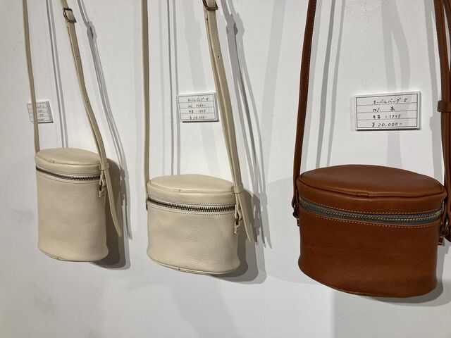 �X���̗l�q�i�����^���X�y�[�X�̂悤�ł����搶�̍�i���W������Ă��܂��B�w�����\�j_EIFUMI