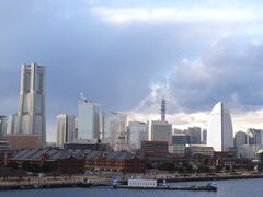 �j�R����񂳂�̉��l�`�傳�񋴍��ۋq�D�^�[�~�i���ւ̓��e�ʐ^1