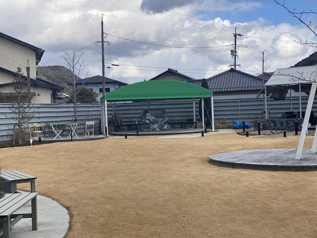 �s�A�m���ȁH������J�o�[�������Ă܂����B_���̉؃K�[�f��