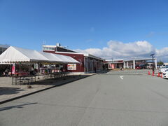 �L������̓��̉w�݂�܂ւ̓��e�ʐ^1