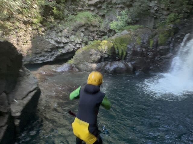 5m�̊R����W���[���v�I�I�I_�t�B�[���h�A�[�X �ɓ�