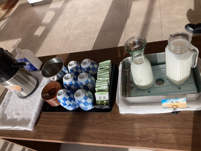 ���h�F�{��`�z�e�� �G�~�i�[�X_���h�F�{��`�z�e�� �G�~�i�[�X