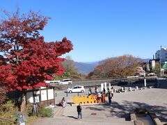 hyde����̈ɍ��ۉ���ւ̓��e�ʐ^1