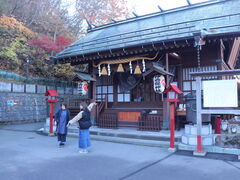 hyde����̈ɍ��ې_�Ђւ̓��e�ʐ^1