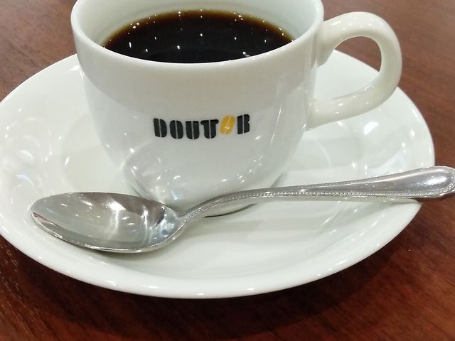 K2����̃h�g�[���R�[�q�[�V���b�v���c���V�e�B�[���[���X�̓��e�ʐ^5