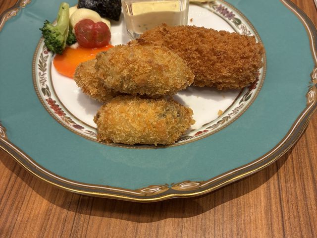 �J�L�t���C�ƃJ�j�N���[���R���b�P�̃����`_�A�[�g�z�e�����闢�����O�E�b�h